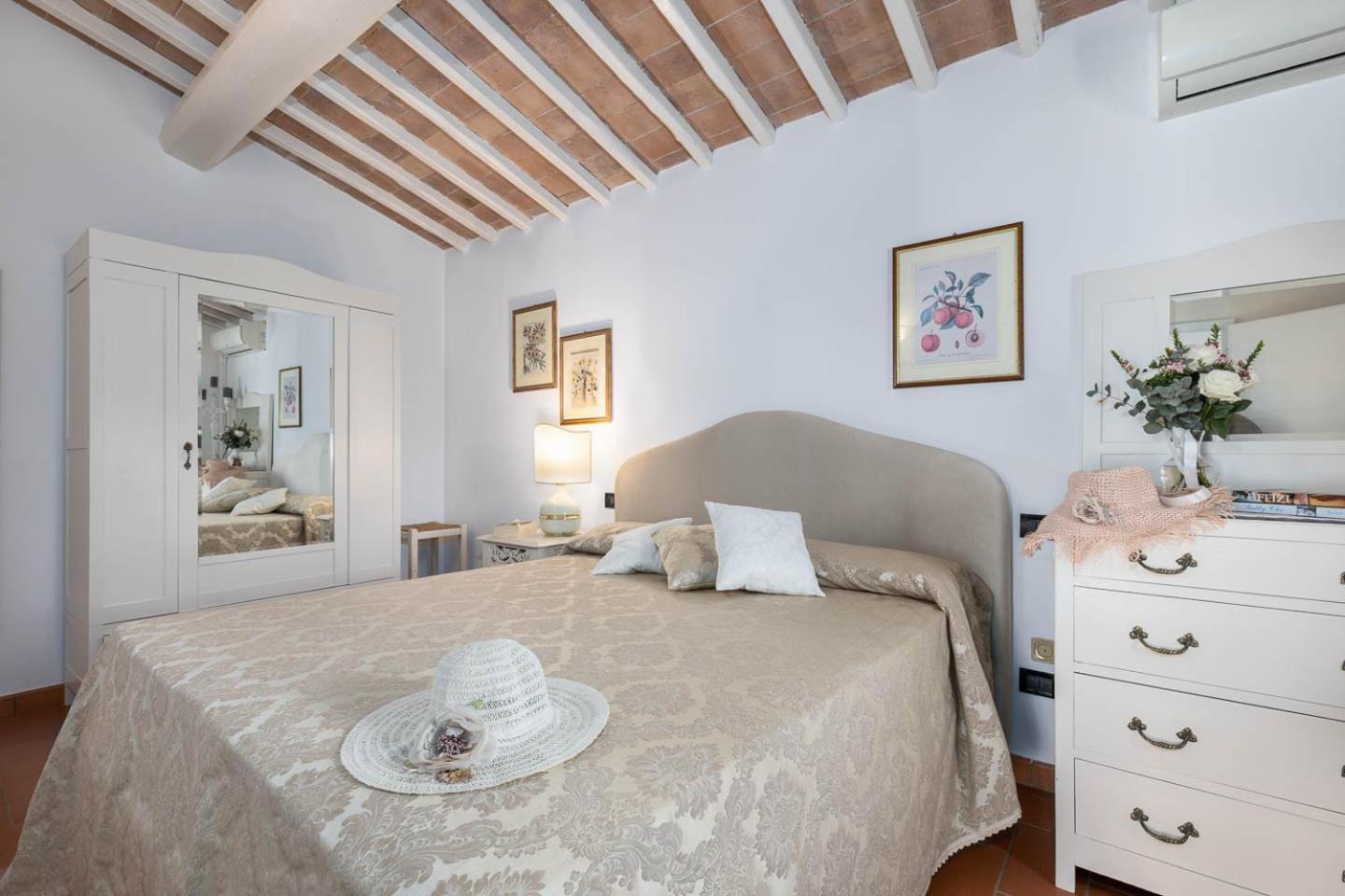 Relais Antico Borgo San Lorenzo Poggibonsi Εξωτερικό φωτογραφία