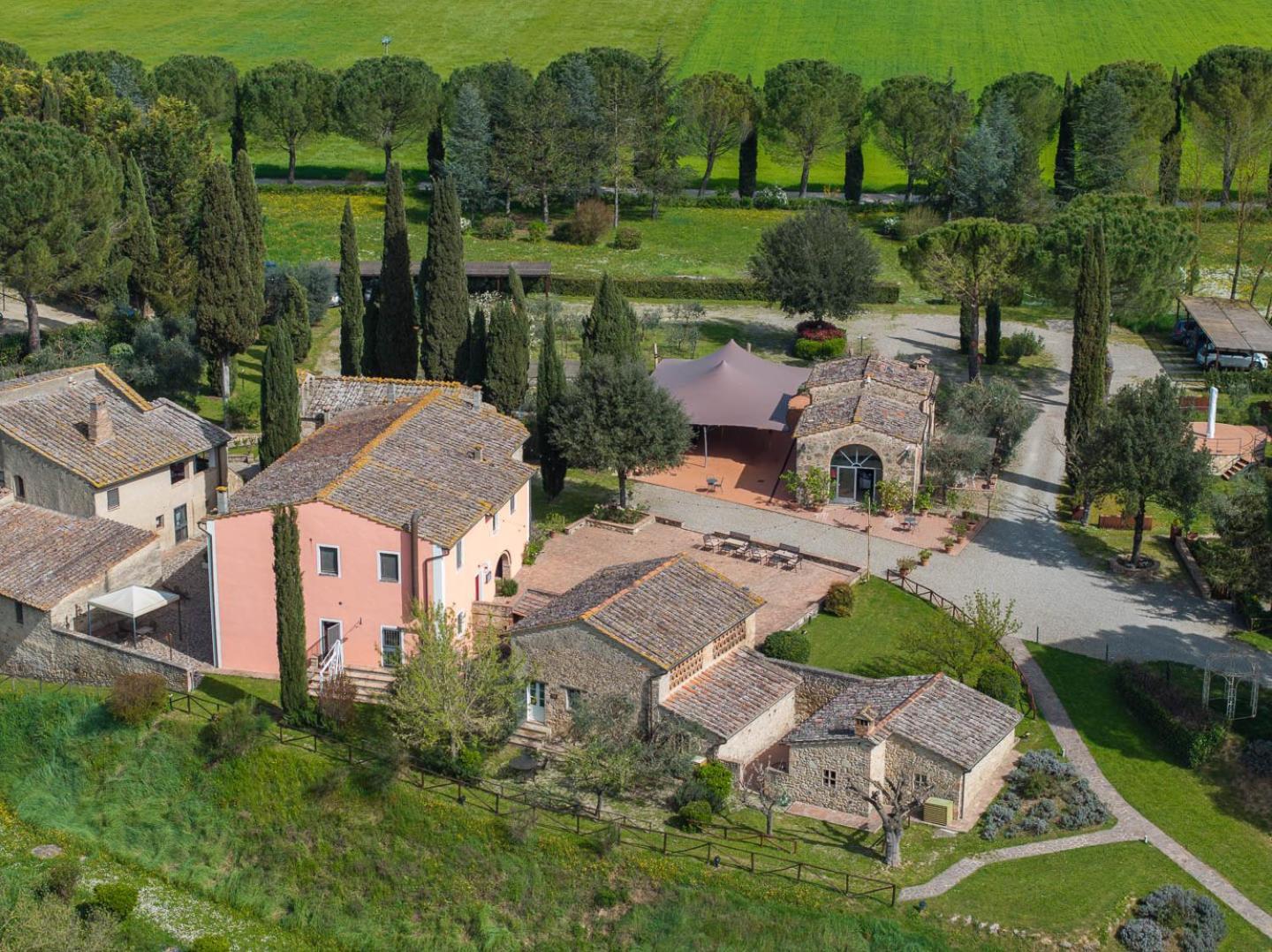 Relais Antico Borgo San Lorenzo Poggibonsi Εξωτερικό φωτογραφία