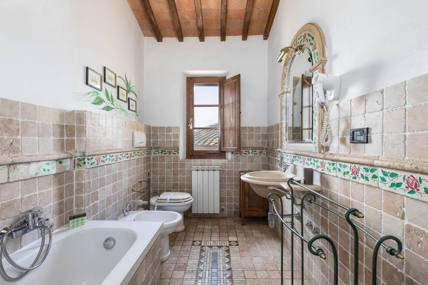 Relais Antico Borgo San Lorenzo Poggibonsi Εξωτερικό φωτογραφία